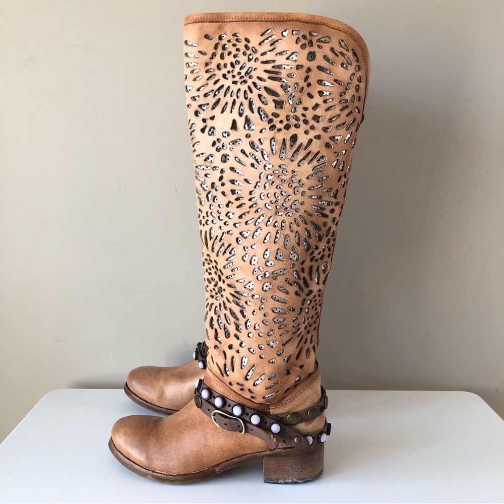 Felmini Vntg Tan laser cut Leather metallic gold studded wrap strap Boho Boot 36